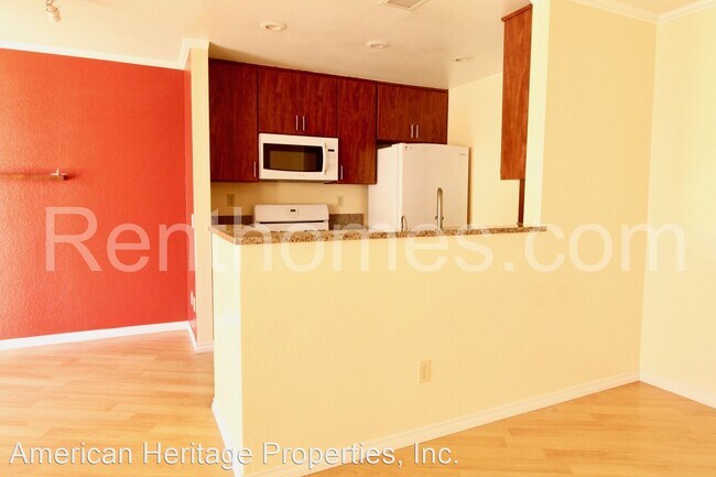Building Photo - 13059 Wimberly Square