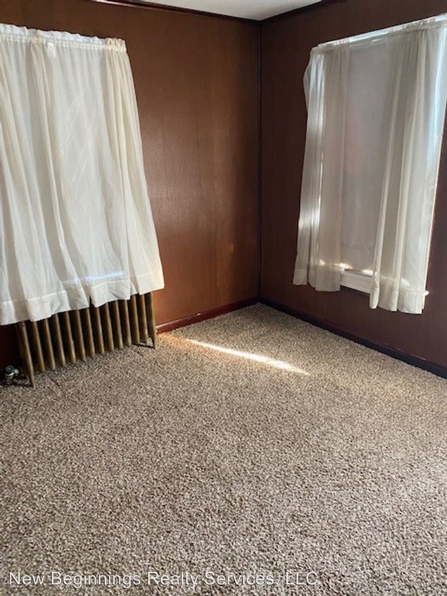 Foto del edificio - 2 br, 1 bath House - 411.5  North St