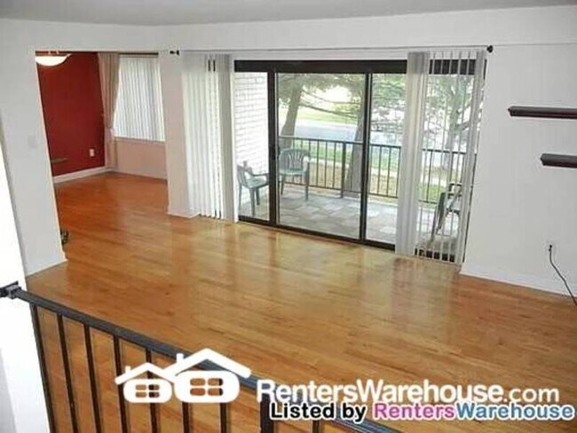 Foto del edificio - 10860 Bucknell Dr