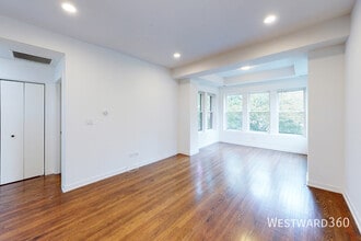 Building Photo - 1339 W Early Ave