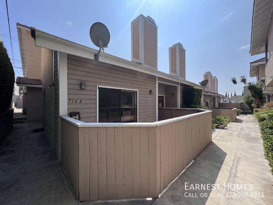 Foto principal - 714 E Angeleno Ave