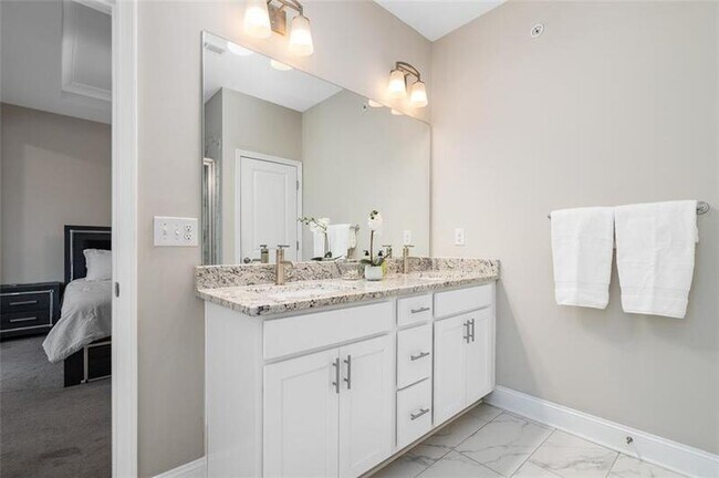 Building Photo - 2641 Blackburn Ct SE