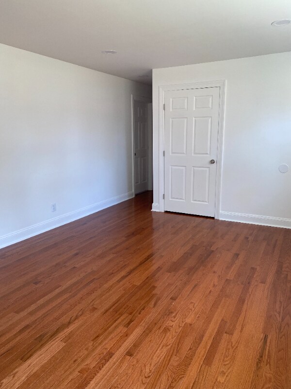 Building Photo - 6925 Hargrove Pl