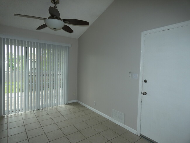 Building Photo - Beautiful Home in Park Hill School District!