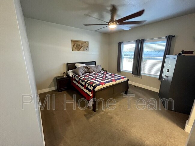 Building Photo - 3789 Hooded Crane Ln