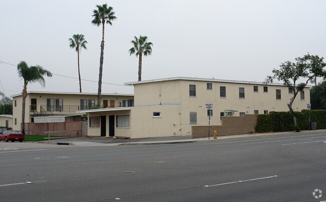 Building Photo - 11002 Sherman Ave