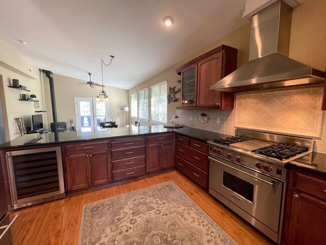 Building Photo - Beautiful Heritage Ranch 3 Bedroom 3 Bathr...