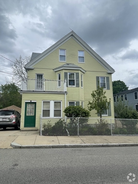 Metropolitan HillBeech St Apartments for Rent Roslindale, MA 132
