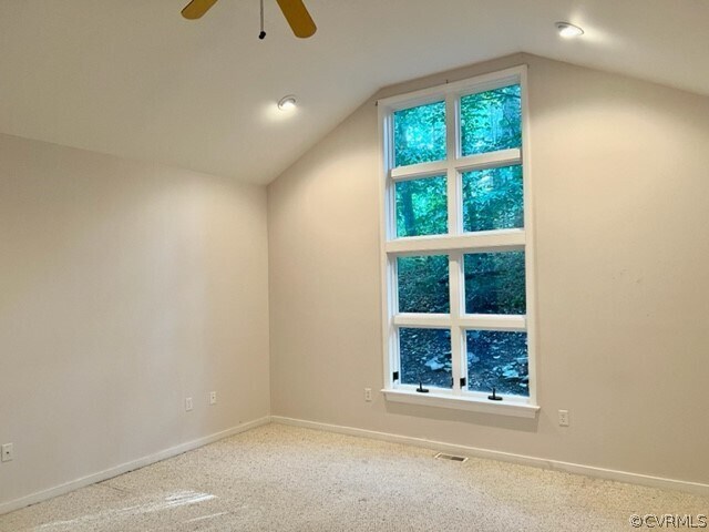 Foto del edificio - 3040 Middlewood Rd