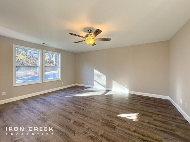 Foto del edificio - 10 Fairbluff Ln
