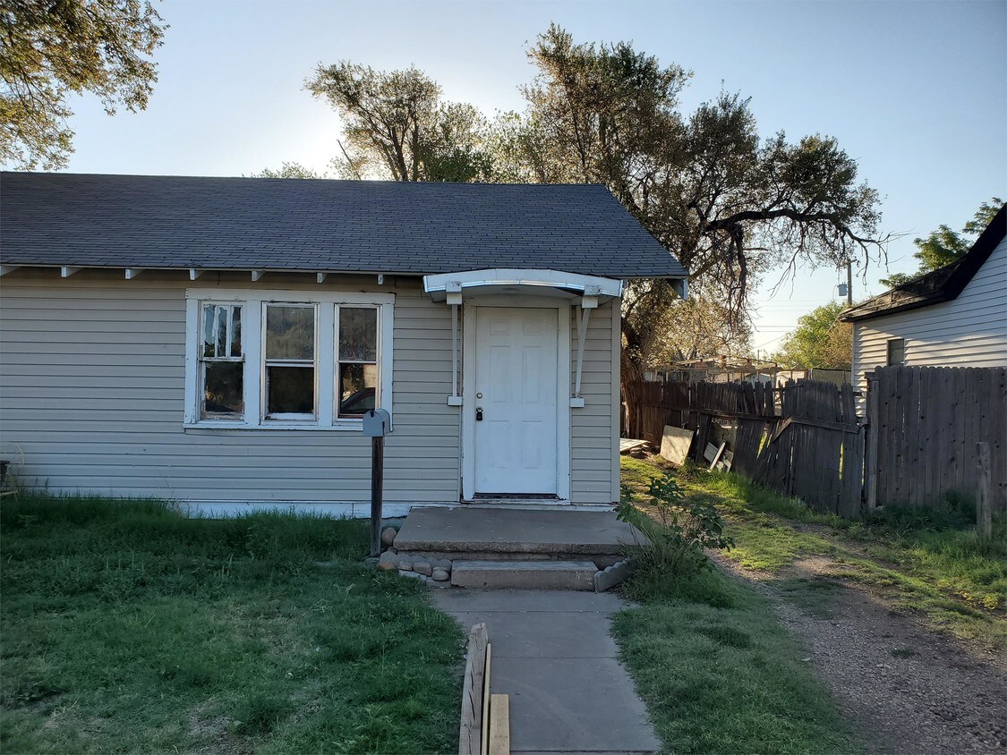Primary Photo - 501 S Fairmont St