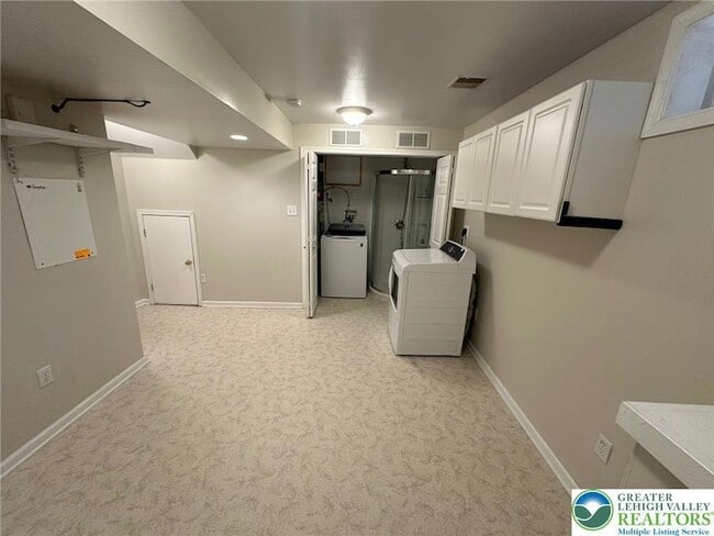 Building Photo - 118 Knollwood Dr