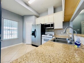 Building Photo - 13739 Canyon Hollow Loop