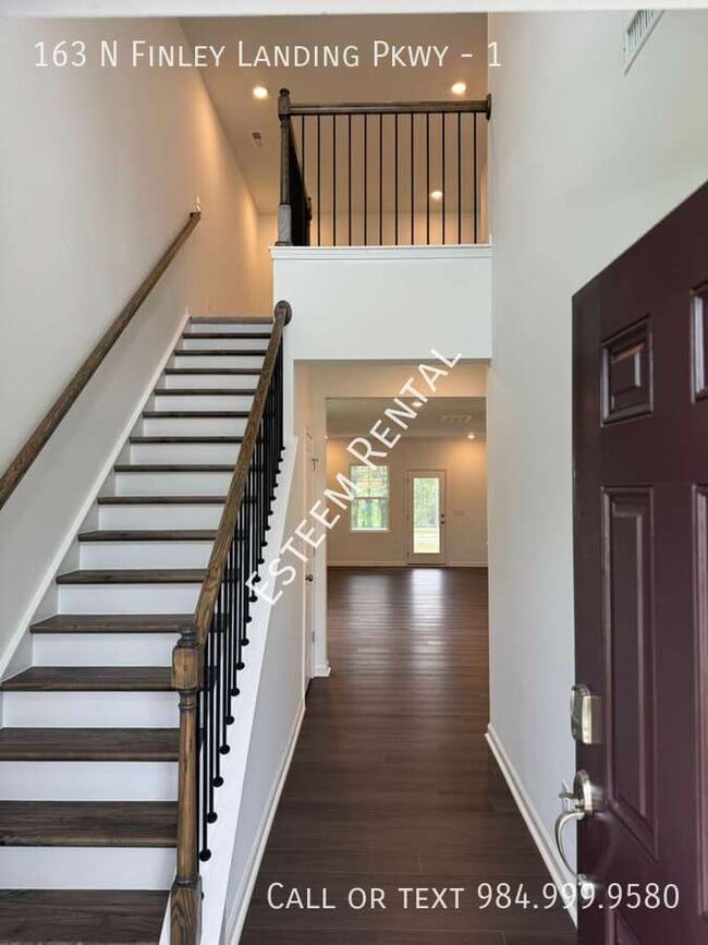 Foto del edificio - 163 S Finley Lndg Pkwy