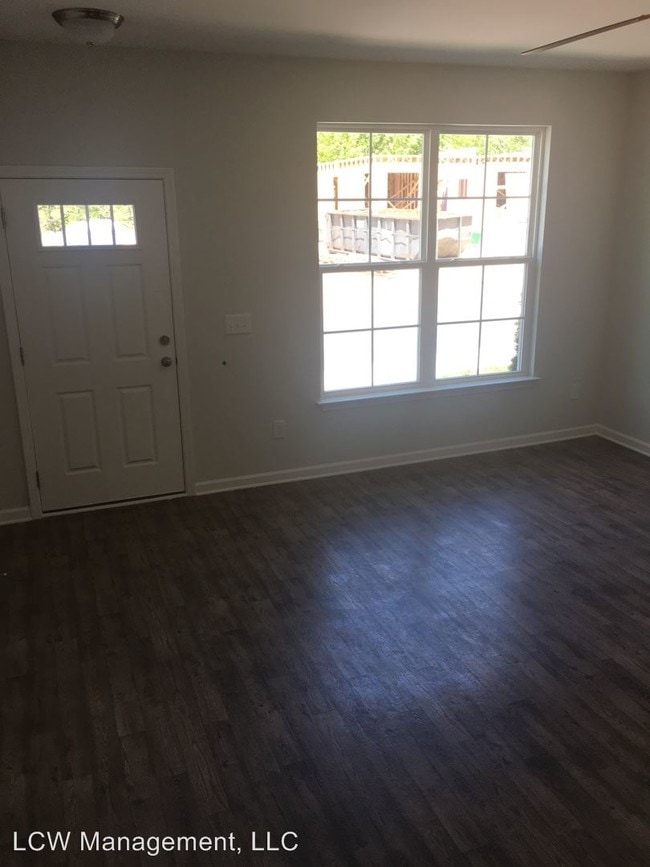 Building Photo - 2 br, 2.5 bath House - 5347 Farmhouse Trail