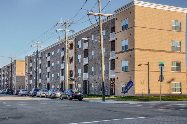Building Photo - Brennan Pointe II