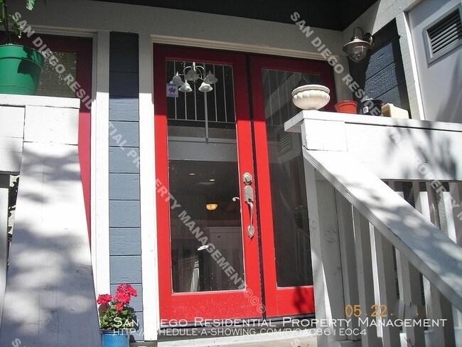 Foto del edificio - 1564 Tanglewood Ln
