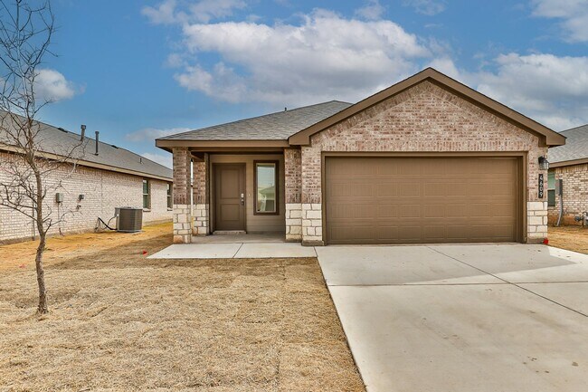 Building Photo - Recently Built in Cooper District!