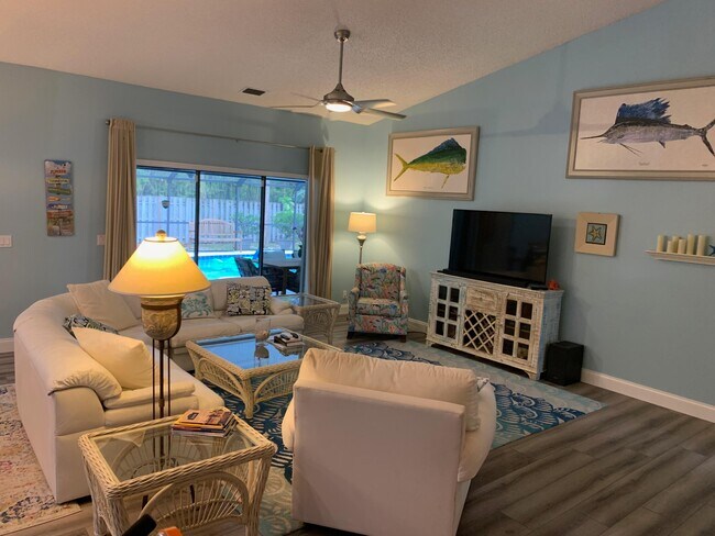 Building Photo - 905 Sandy Oaks Dr