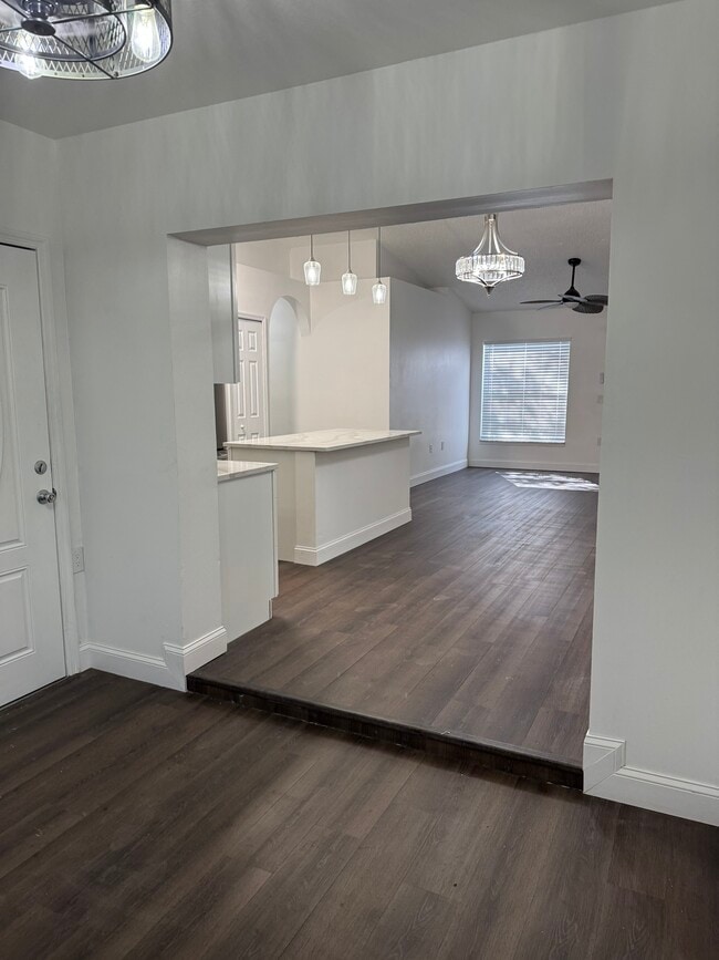 Foto del edificio - 611 Seaport Ter SE