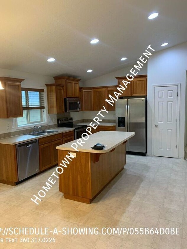 Primary Photo - 4 Bedroom Rambler - Available NOW!