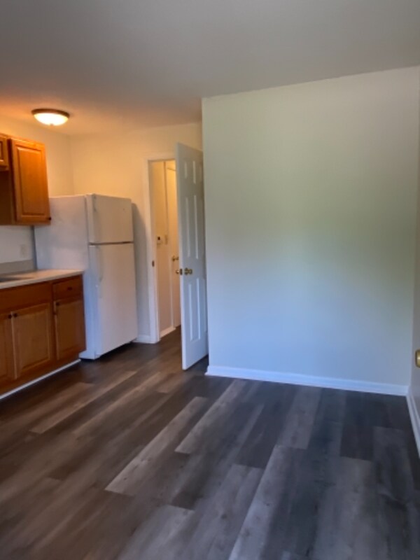 10 Belchertown Rd, Amherst, MA 01002 Apartment for Rent in Amherst