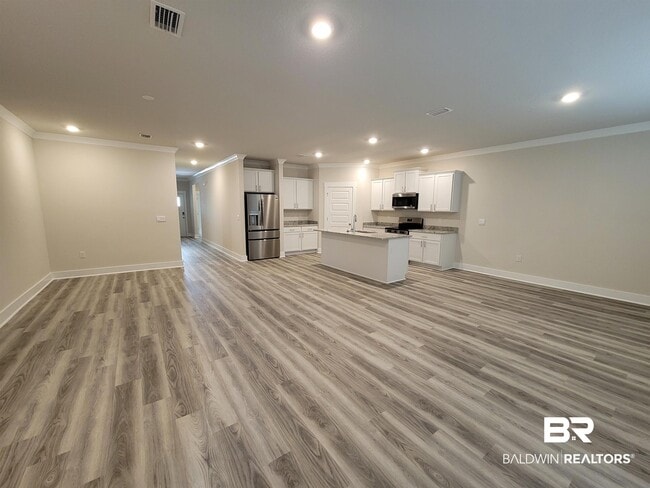 Building Photo - 1045 Hayward Lp