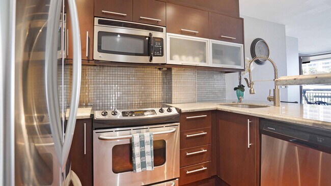 Foto del edificio - 3031 N Ocean Blvd