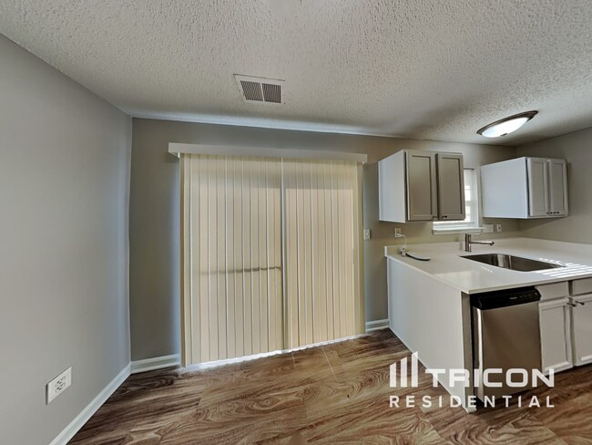 Foto del edificio - 2904 Westwinds Ct