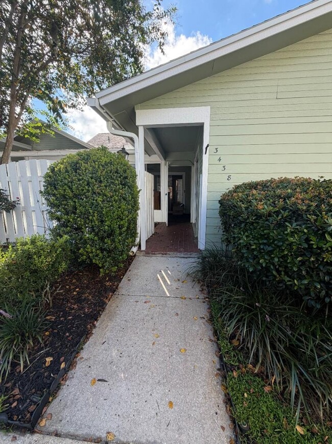 Building Photo - 3438 NW 104th Way