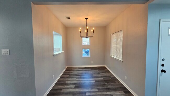 Foto del edificio - 263 Mooring Cir