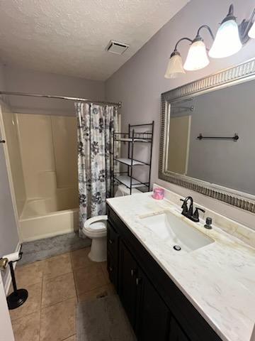 Building Photo - 11 Rolling Meadows Dr