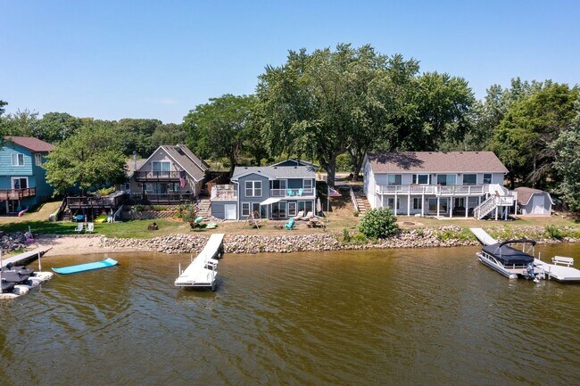 Foto del edificio - 26755 Fremont Dr