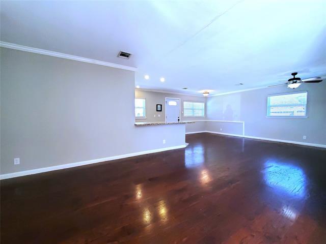 Foto del edificio - 806 Greenhaven Dr