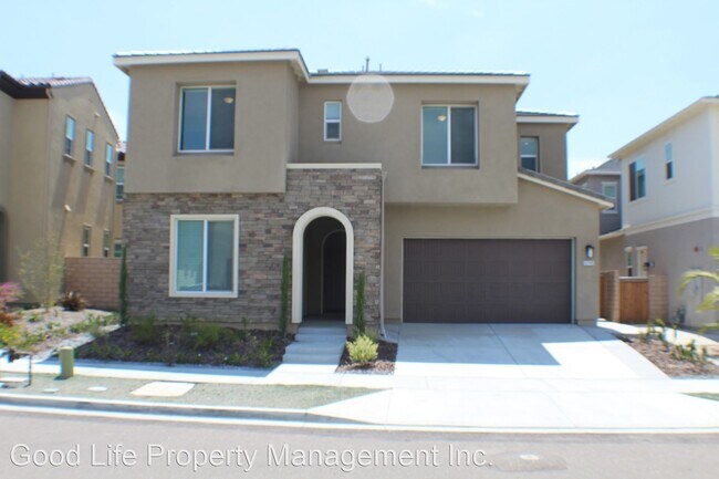 Building Photo - 4 br, 3.5 bath House - 6749 Kenmar Way