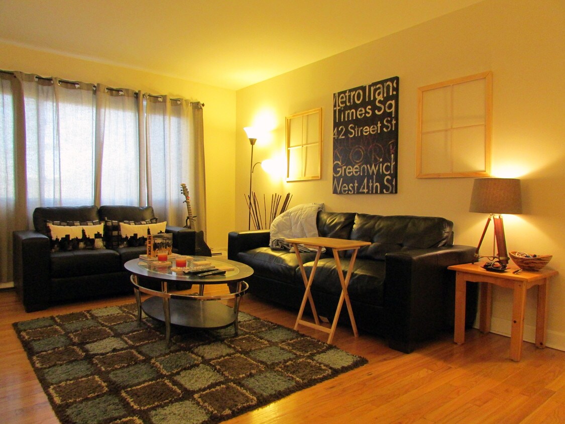 Foto principal - 820 Seward St