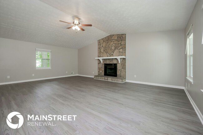 Foto del edificio - 5884 Dan Dr