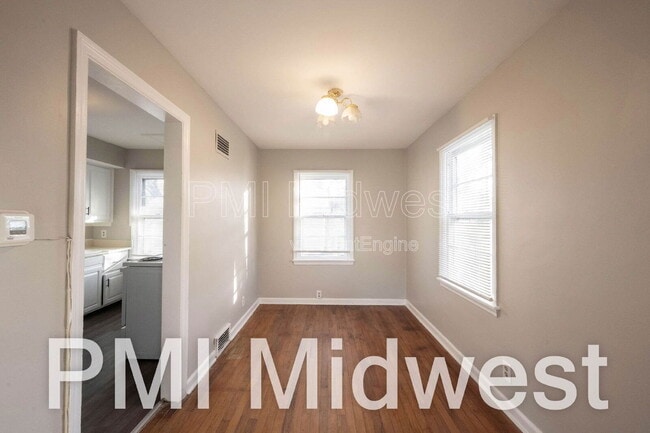 Foto del edificio - 1319 N Alton Ave