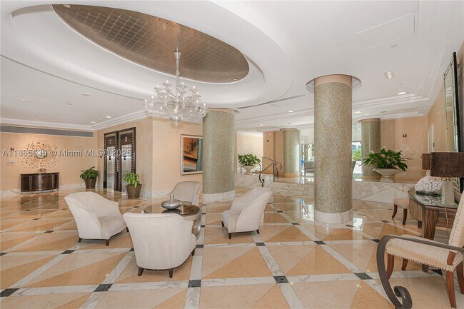 Foto del edificio - 6917 Collins Ave