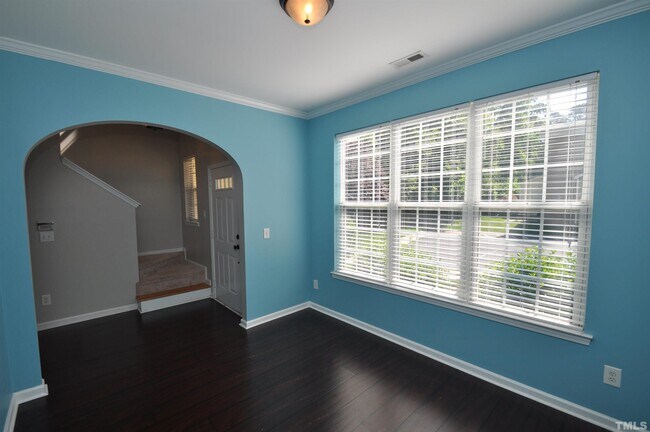 Foto del edificio - 2202 Plum Frost Dr