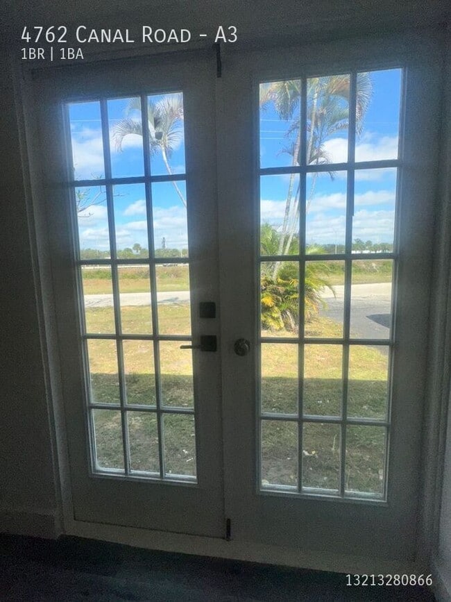 Foto del edificio - 4762 Canal Rd