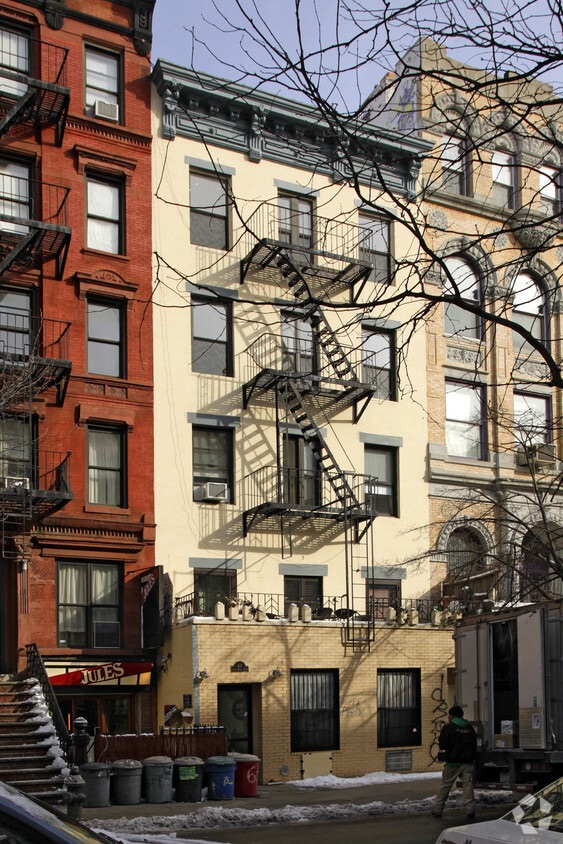 Building Photo - 67 Saint Marks Pl