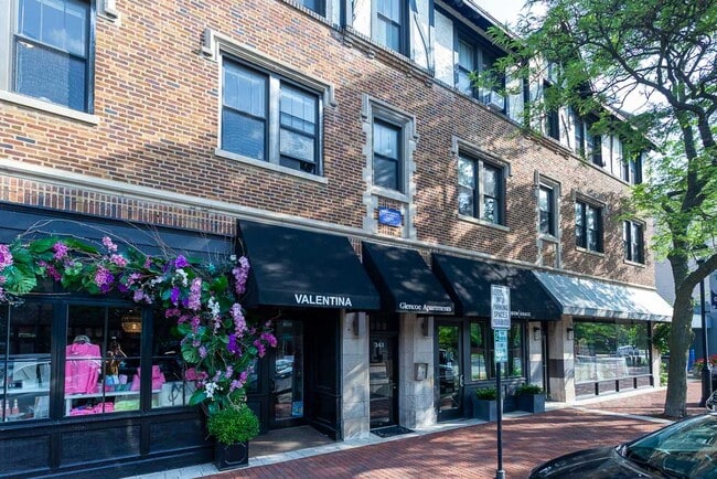 Building Photo - 340 Park Ave