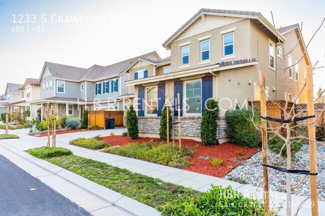 Building Photo - Mountain House Move in Ready 4 Bedroom 3.5...