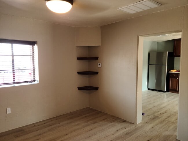 Front Room - 223 N San Pedro St