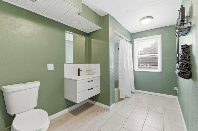 Foto del edificio - 4246 Nebraska Ave