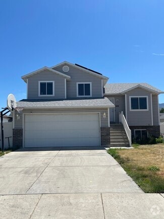 Building Photo - 249 Sunstone Cir