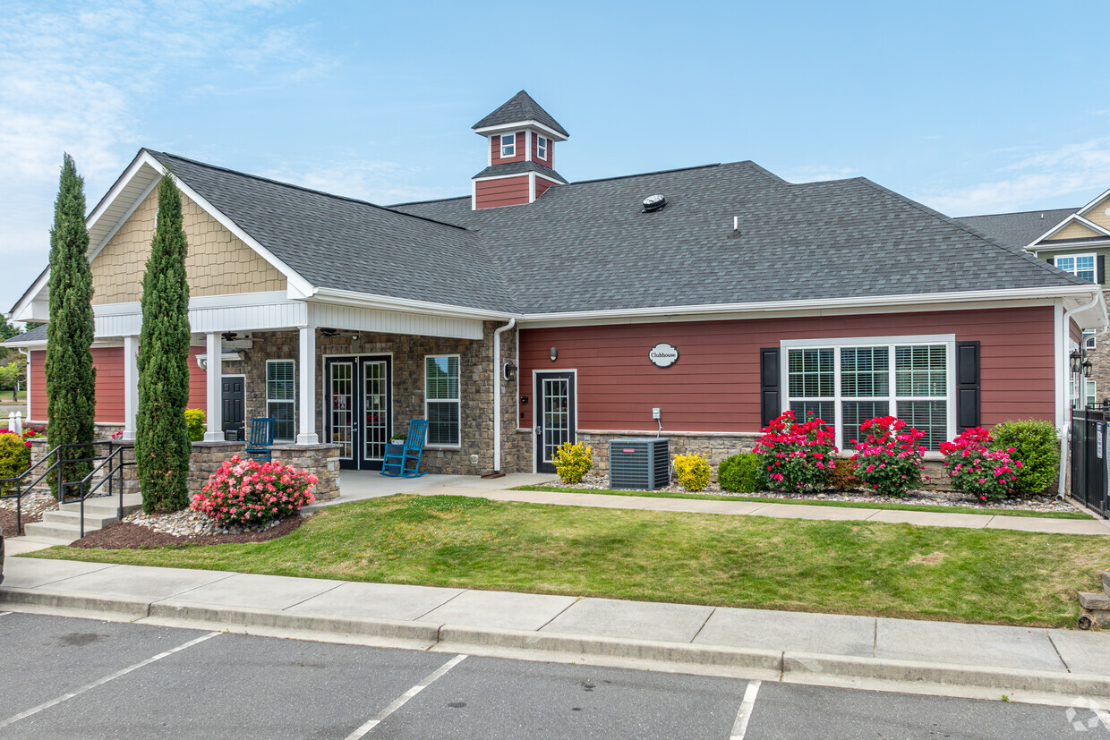 Primary Photo - Villas at Fort Mill