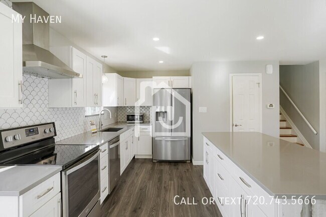 Building Photo - 5287 Indiana St