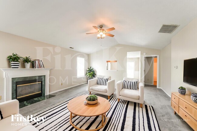 Foto del edificio - 5815 Victory Ave